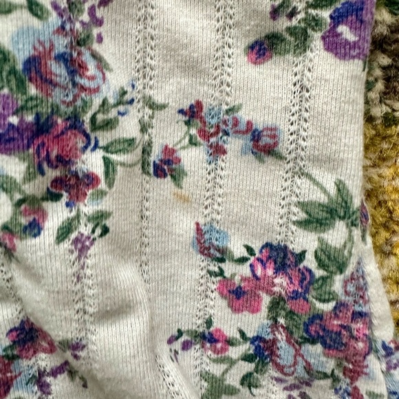 Vintage White & Floral Romper Size Medium - Picture 4 of 5